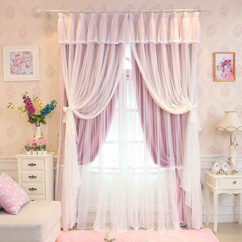 phòng ngủ trang trí rèm màu hồng